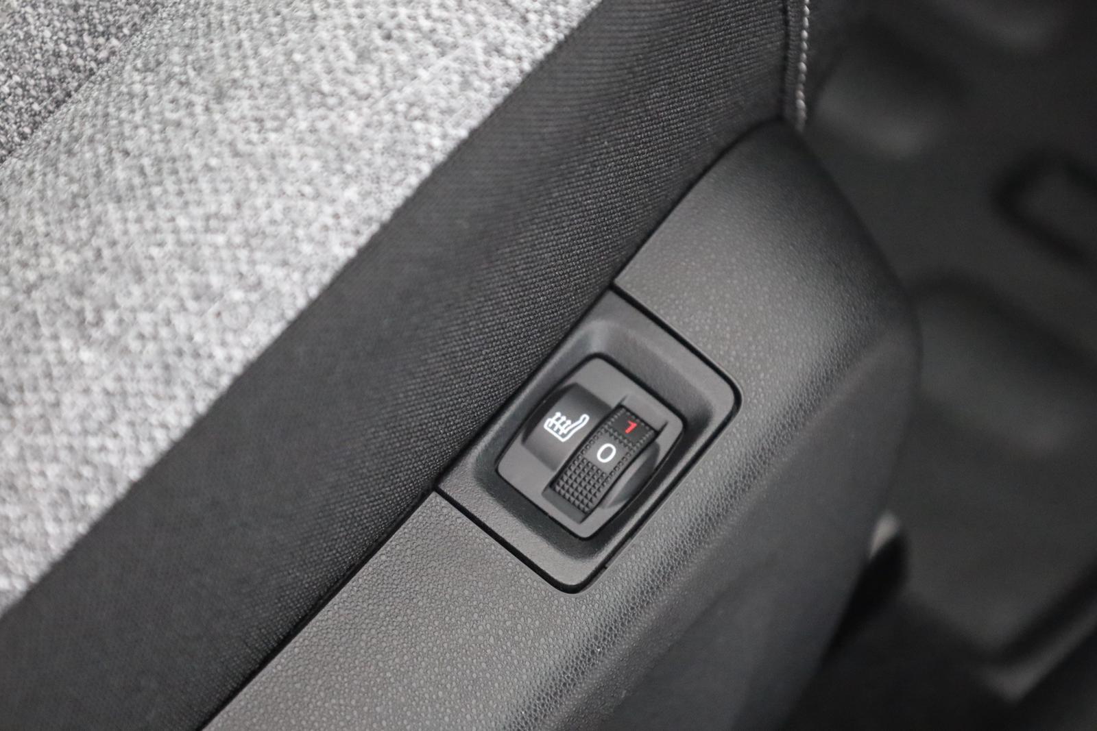 Citroën C3 1.2 VTi C-Series LED Tempomat Sitzheizung PDC