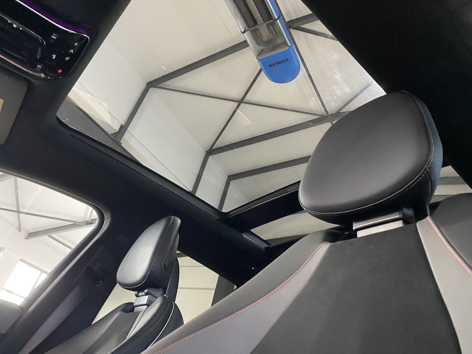 Fahrzeugabbildung Mercedes-Benz EQE SUV 500 4M AMG/HYPER/PANO/´21/BUR/360/AHK/