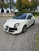 Alfa Romeo MiTo Connect 1. Hand gepflegtes Fahrzeug - weiße Alfa Romeo MiTo