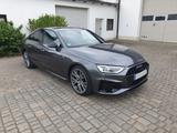 Audi A4 35 TFSI S-line Black-Edition-plus Matrix-LED