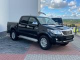 Toyota Hilux DoKa Executive 4x4*NUR 128TKM*NAVI*KAMERA* - Toyota Hilux