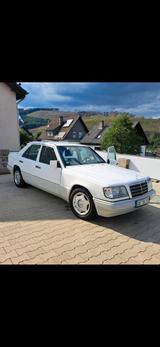 Mercedes-Benz Mercedes 200 w 124 - Mercedes-Benz 200: W124