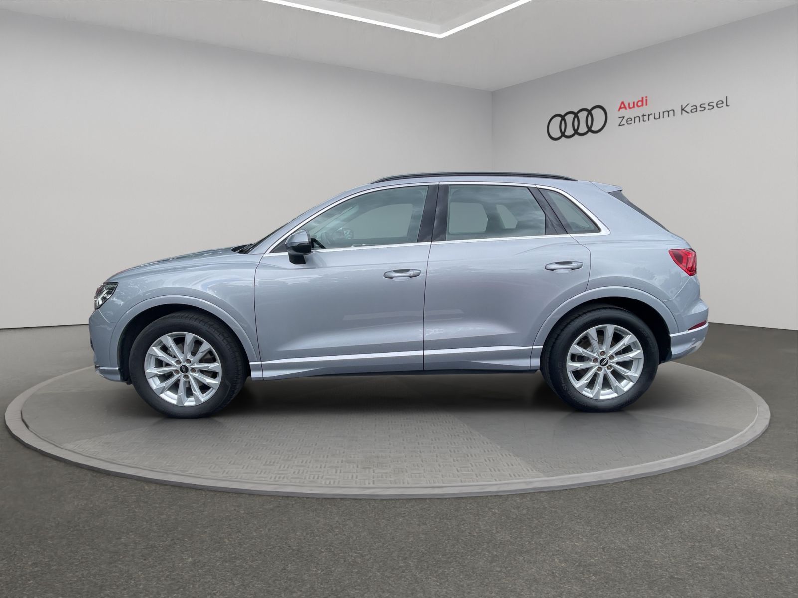 Audi Q3 35 TFSI Matrix Kamera Navi Carplay Alcantara imagem 3