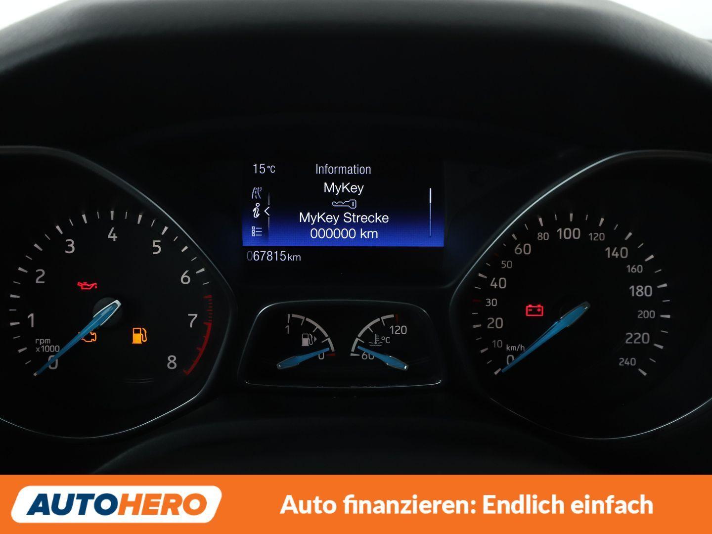 Ford Focus 1.0 EcoBoost Titanium*TEMPO*PDC*SHZ*LIM*