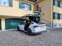 Tesla Model X - Vorschau Bild 3