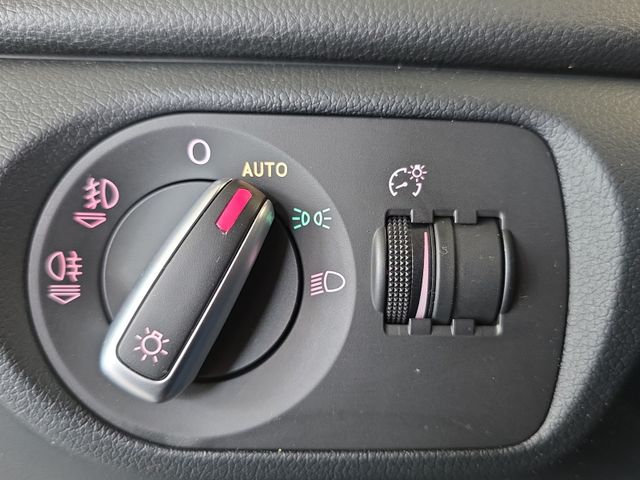 Q3 2.0 TDI S tronic quattro*AHK*S-LINE*