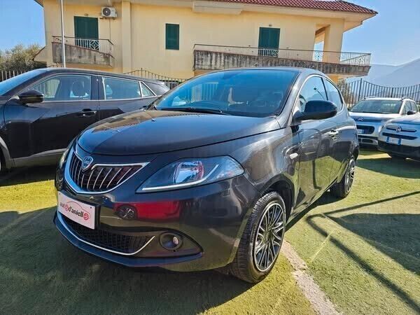 Другие Lancia Ypsilon 1.0 FireFly 5 porte S&S Hybryd Go
