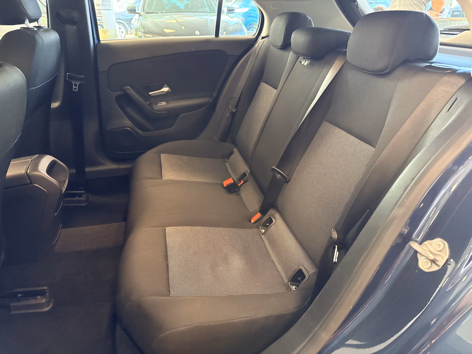 Mercedes-Benz A-Class Plug-in*MBUX*Navi*Tempo*CAM*1.Hand*SHZ*DCT, миниатюра 11