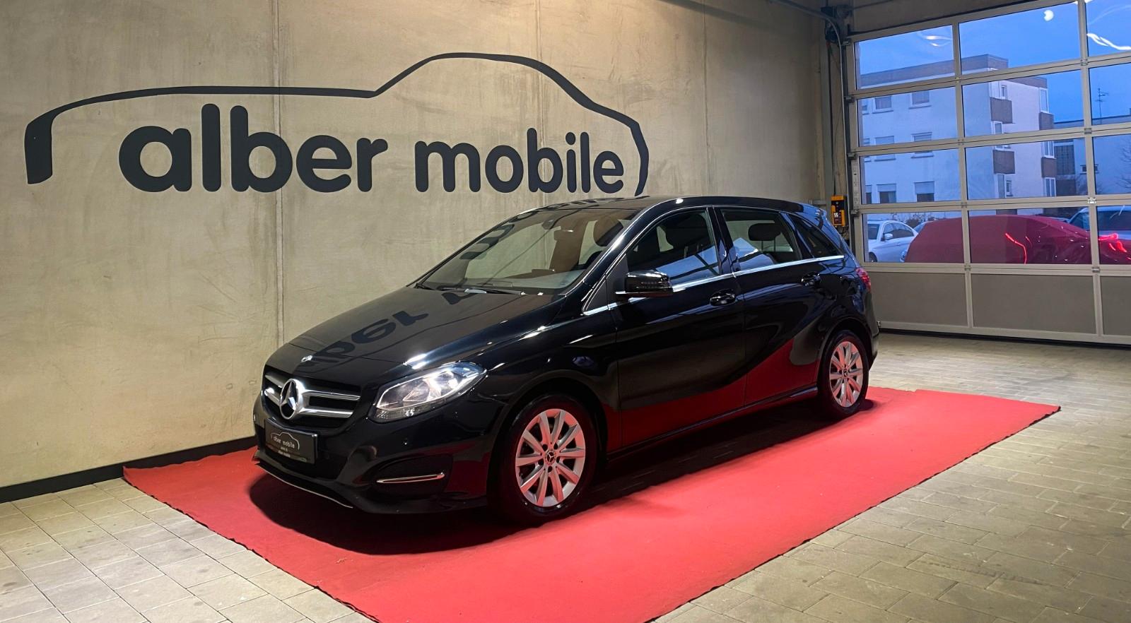 Mercedes-Benz B 180 Style, me connect, Klima,PDC,Navi