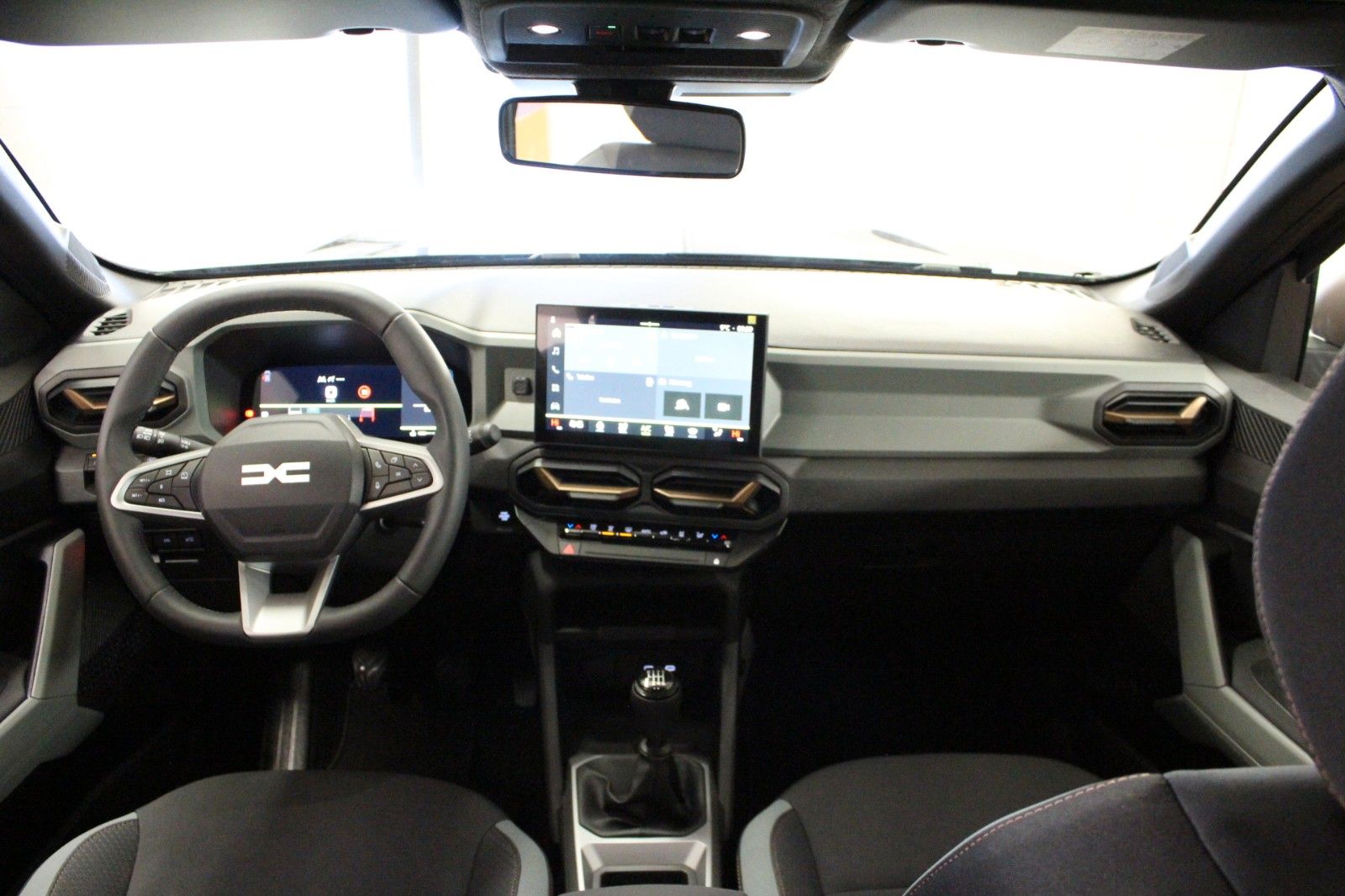 Fahrzeugabbildung Dacia Bigster mild hybrid-G 140 Extreme *Winter-Paket*