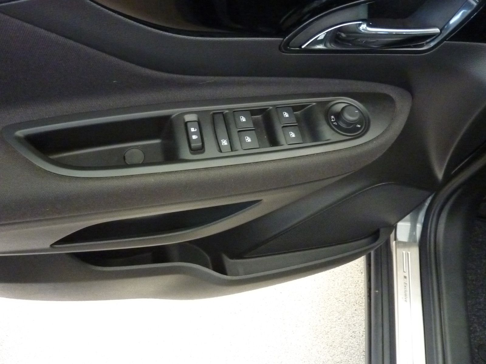 Fahrzeugabbildung Opel Mokka X 1.4 Turbo ON Start/Stop, PDC,SHZ,Kamera