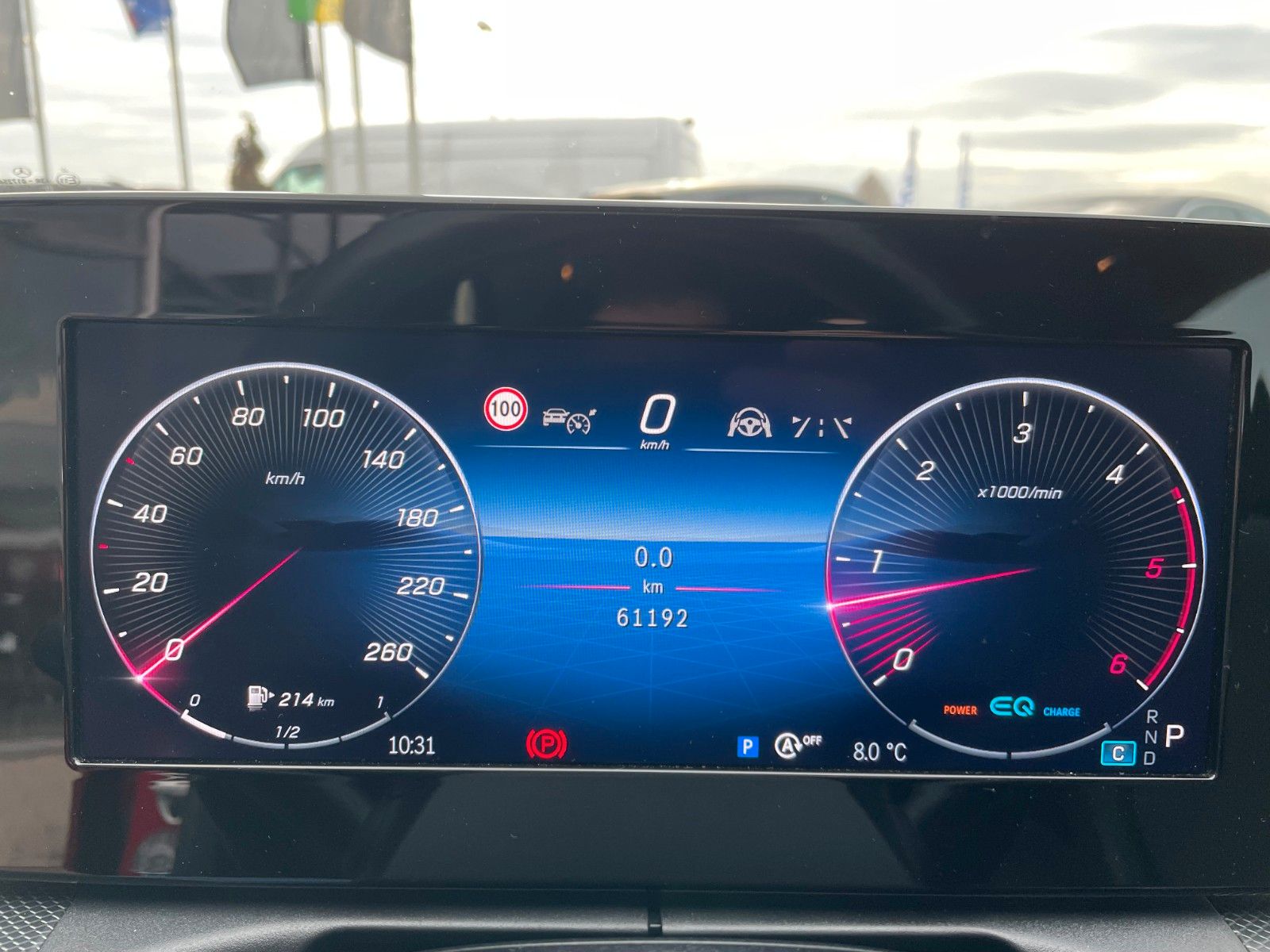 Fahrzeugabbildung Mercedes-Benz C 220 d AVANTGARDE AHK+HUD+DISTR+R-Kamera+Carpla