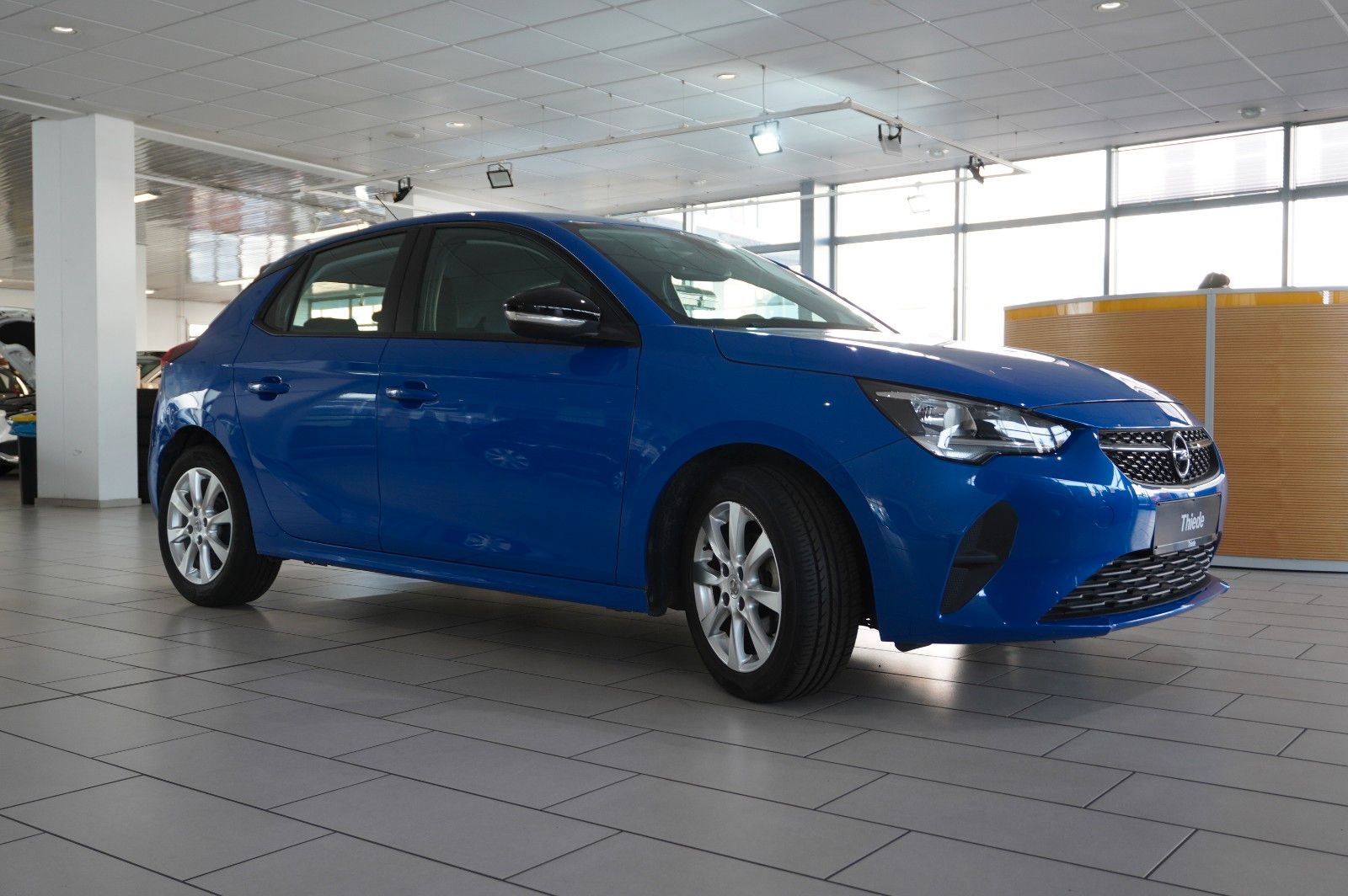 Fahrzeugabbildung Opel Corsa F 1.2 EDITION NAVI/KAMERA/TEMP./PDC/DAB+