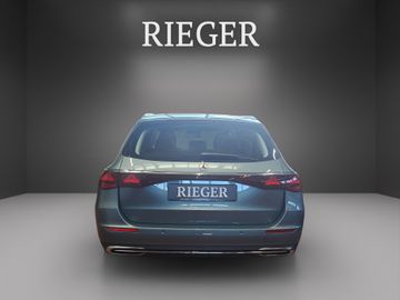 Mercedes E 220 - 10