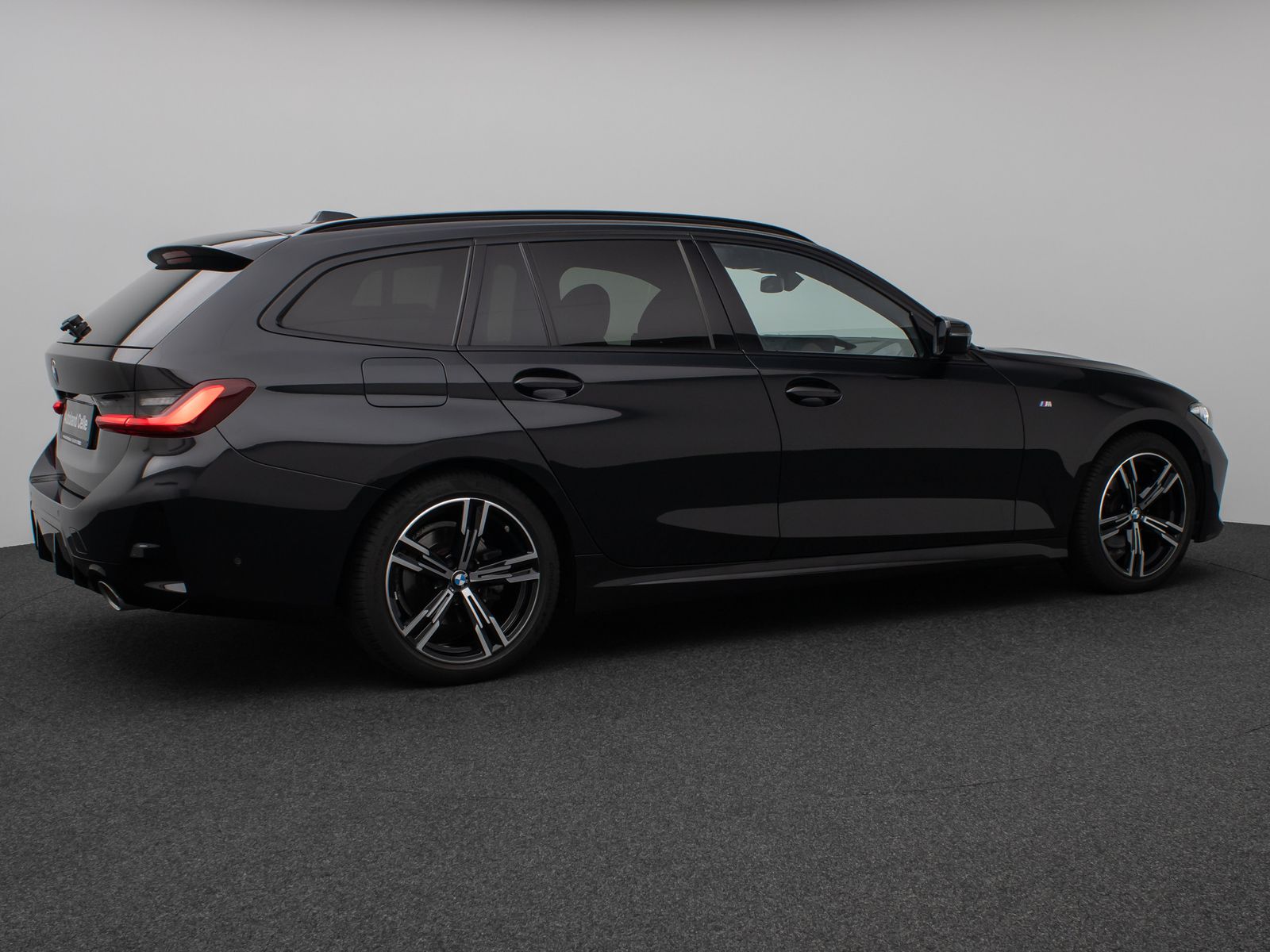 Fahrzeugabbildung BMW 318i M Sport Kamera HUD DAB HiFi Fernlichtassist