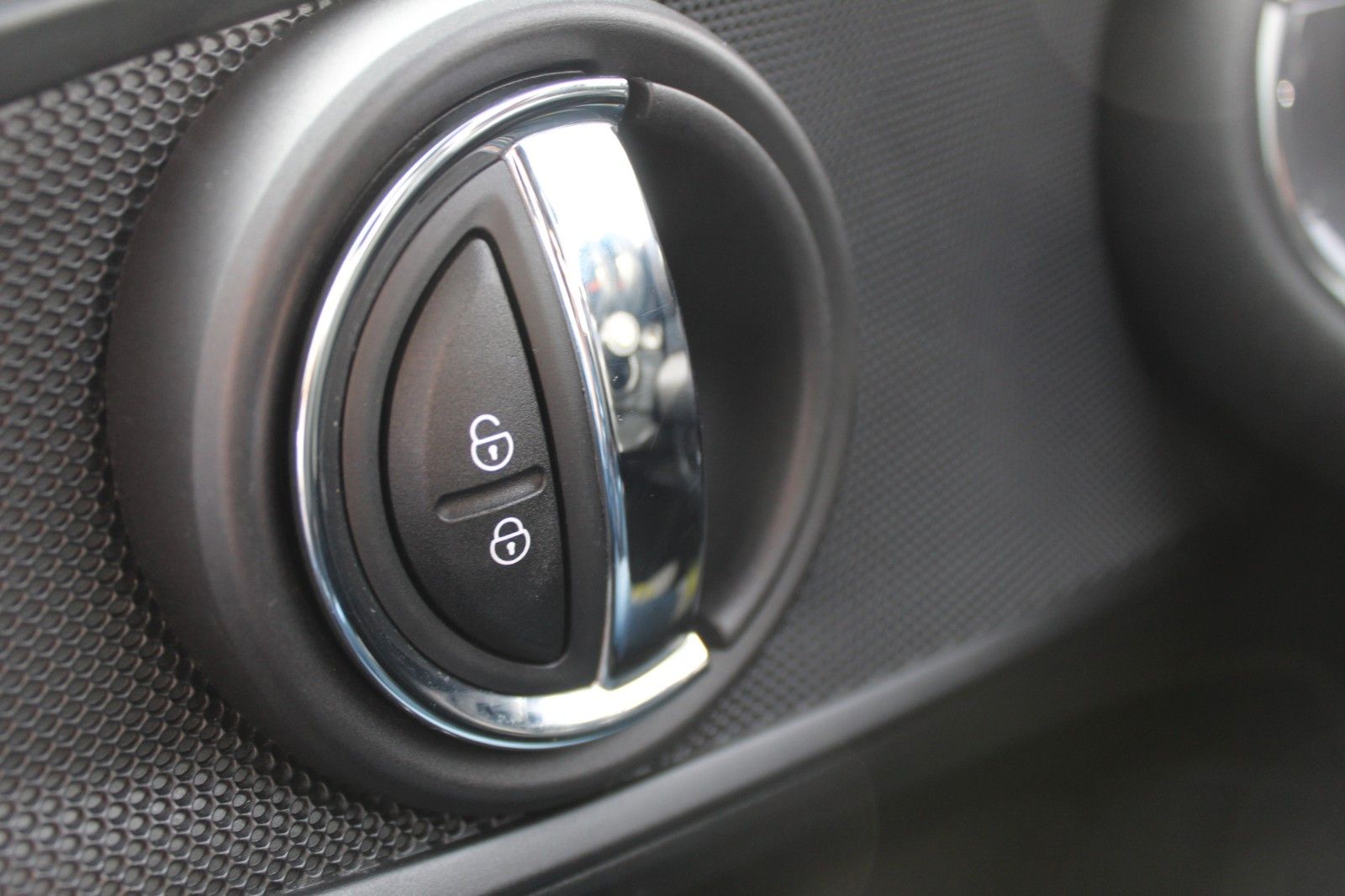 Fahrzeugabbildung MINI COOPER Clubman AHK*Klimaautom.*Sitzh.