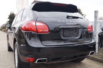Porsche Cayenne - 6