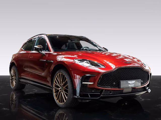 Aston Martin DBX S | Tow Park | Remote Park Heat