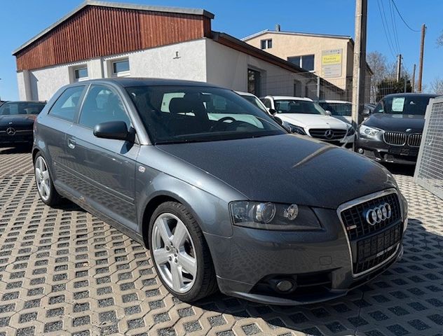 Audi A3 2.0 TFSI S line Sportpaket plus*Xenon*1.HAND