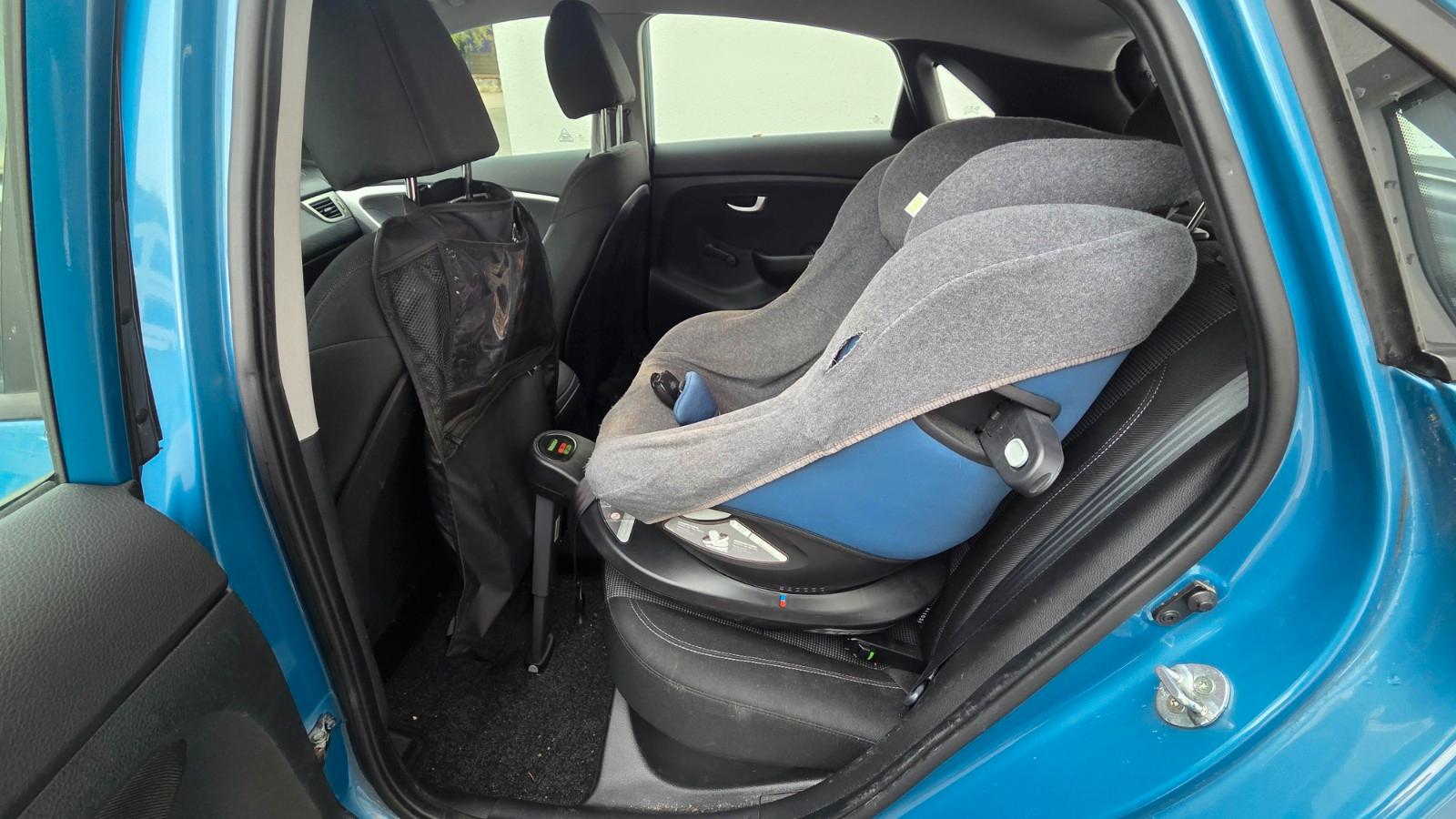 Hyundai i30 2013 — photo 7
