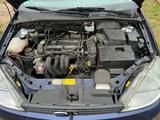 Ford Focus 1.6 Trend Automatik  - Ford Focus aus 2000: 1.6