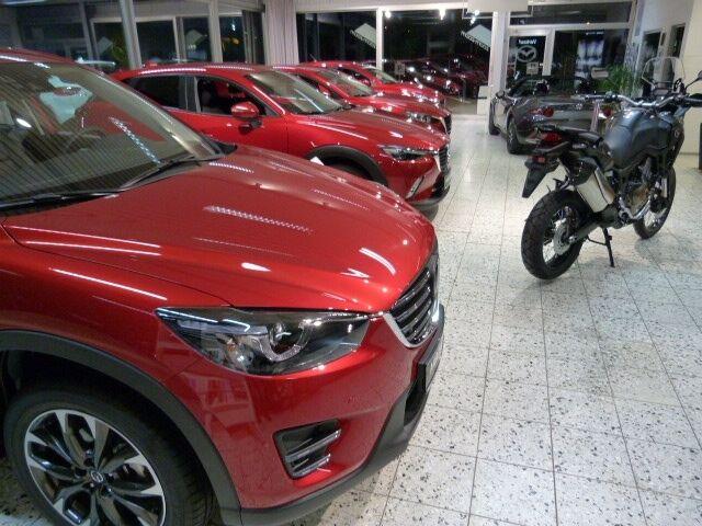 showroom-image-main