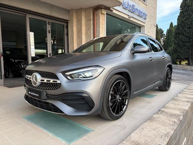 Mercedes-Benz GLA 200