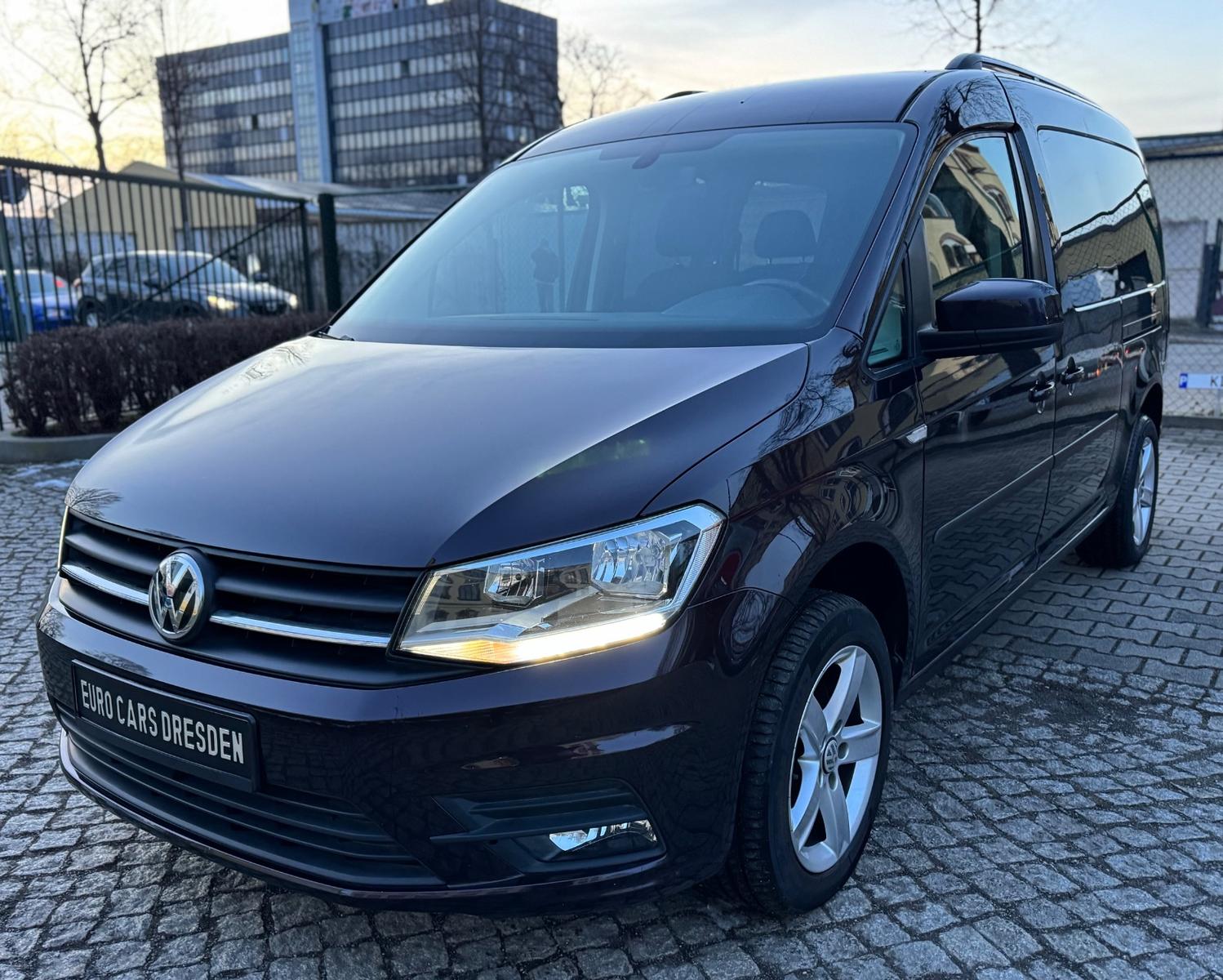 Volkswagen Caddy PKW Maxi Trendline BMT