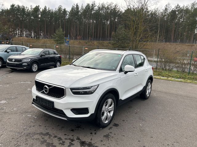 Volvo XC40 D3 Momentum Geartronic/Xenon/LED