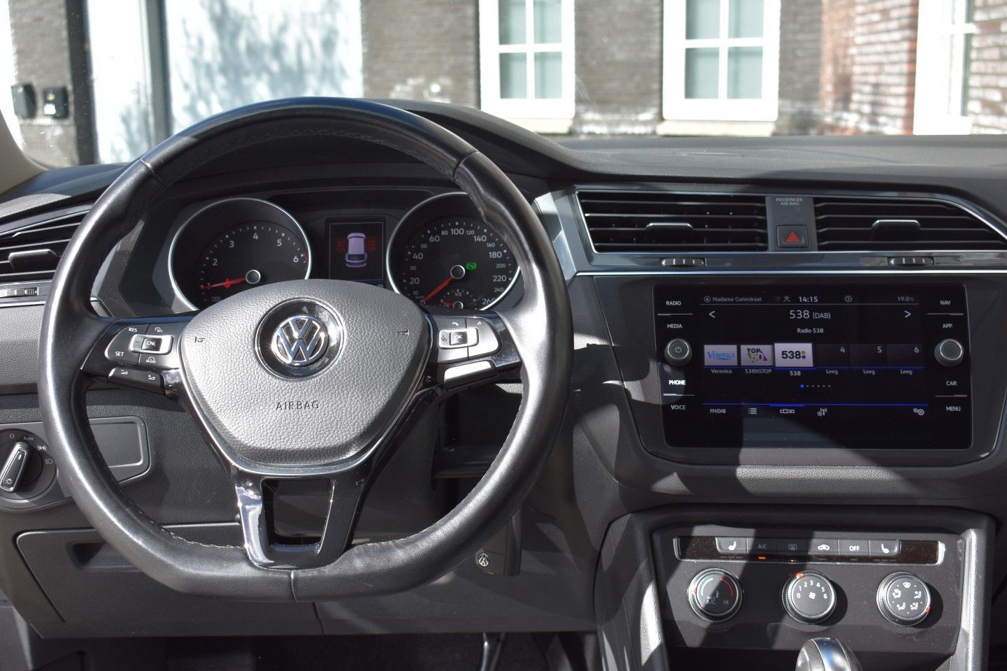 Volkswagen Tiguan Allspace Wij zijn op afspraak geopend! Gr imagem 2