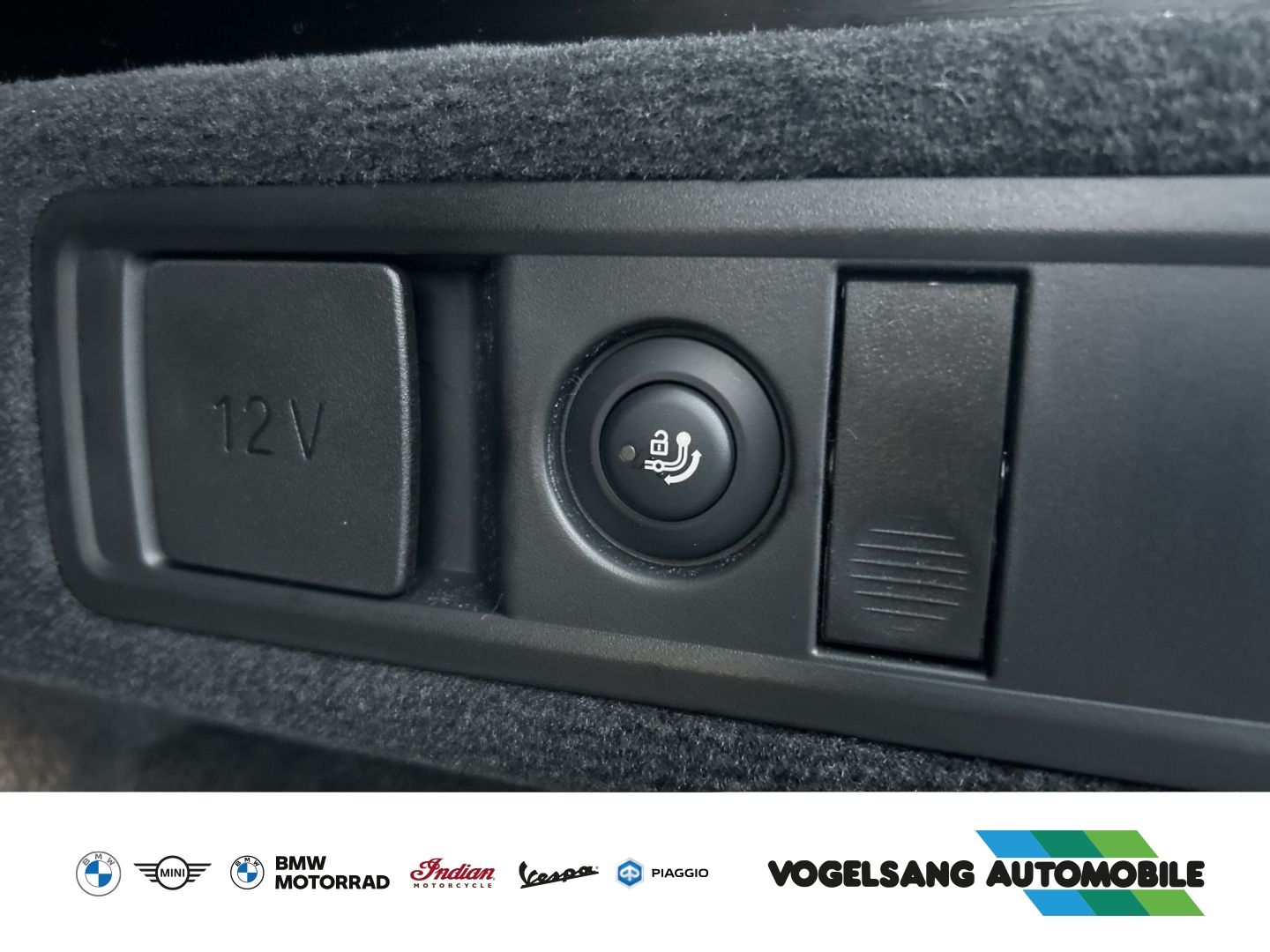 Fahrzeugabbildung BMW X5 xDrive 40d M Sport Pro 22'' Park-Assistent AH
