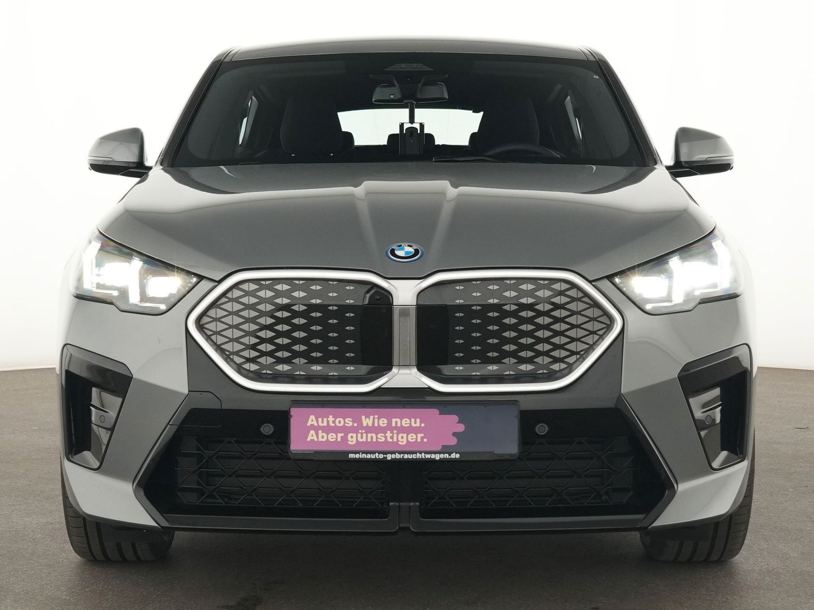 BMW iX2 - Bild 4
