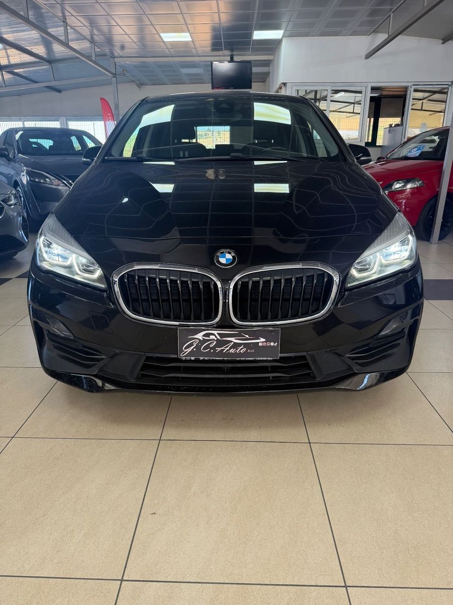 BMW Bmw 216 218d Active Tourer Sport 2021 imagem 3