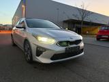 Kia cee'd / Ceed Platinum Edition GT-Line - silberne Kia cee'd / Ceed