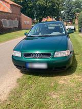 Audi A3 PKW GESCLOSSEN - Audi: Pkw