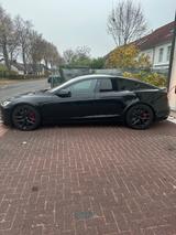 Tesla Model S Tri-Motor Allradantrieb Plaid - gebrauchte Tesla Model S aus dem Jahr 2023