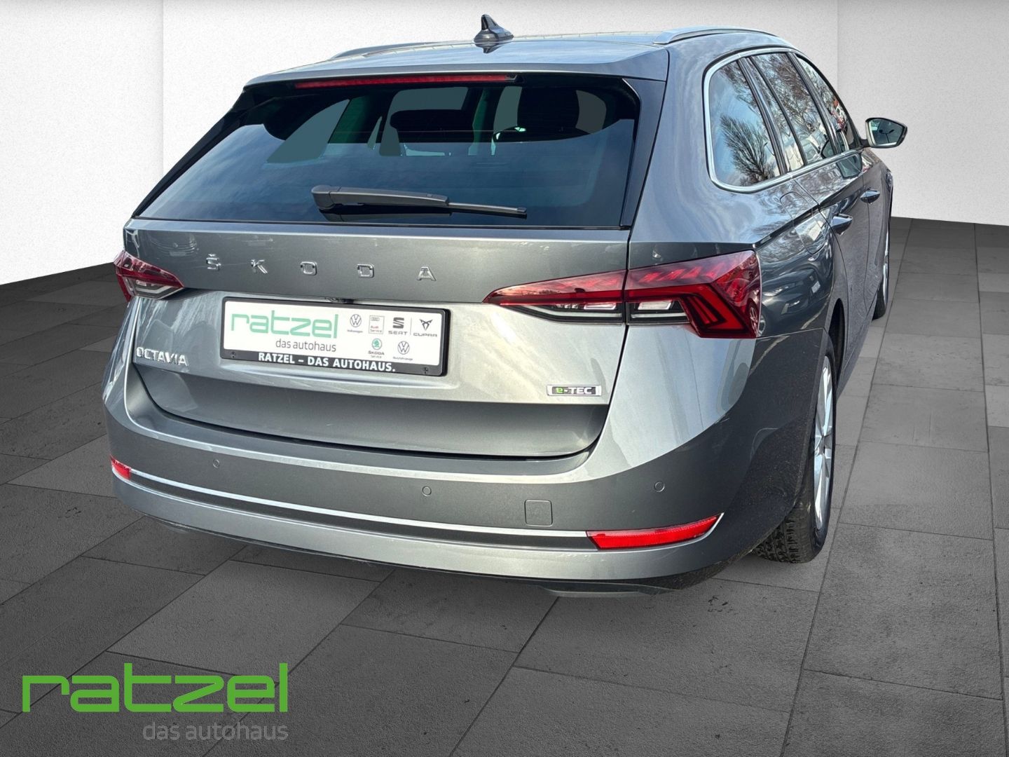 Fahrzeugabbildung SKODA Octavia Combi Style 1.5 TSI ACT e-TEC Navi Rear