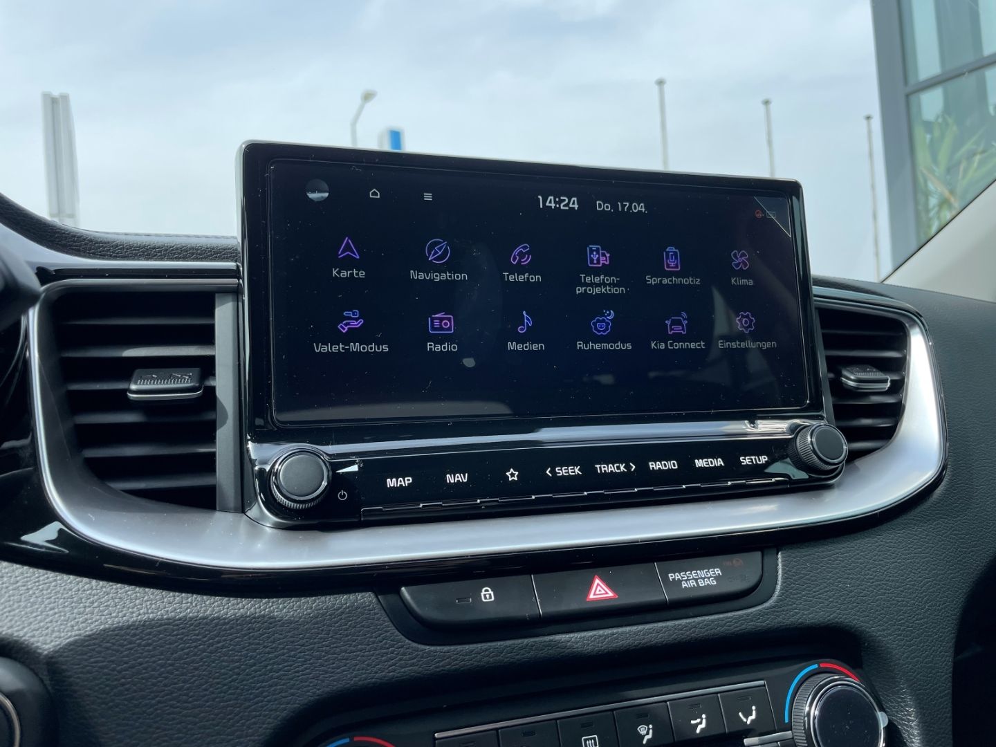 Fahrzeugabbildung Kia Ceed_sw Ultima LED totWinkAss Kamera SHZ PDC