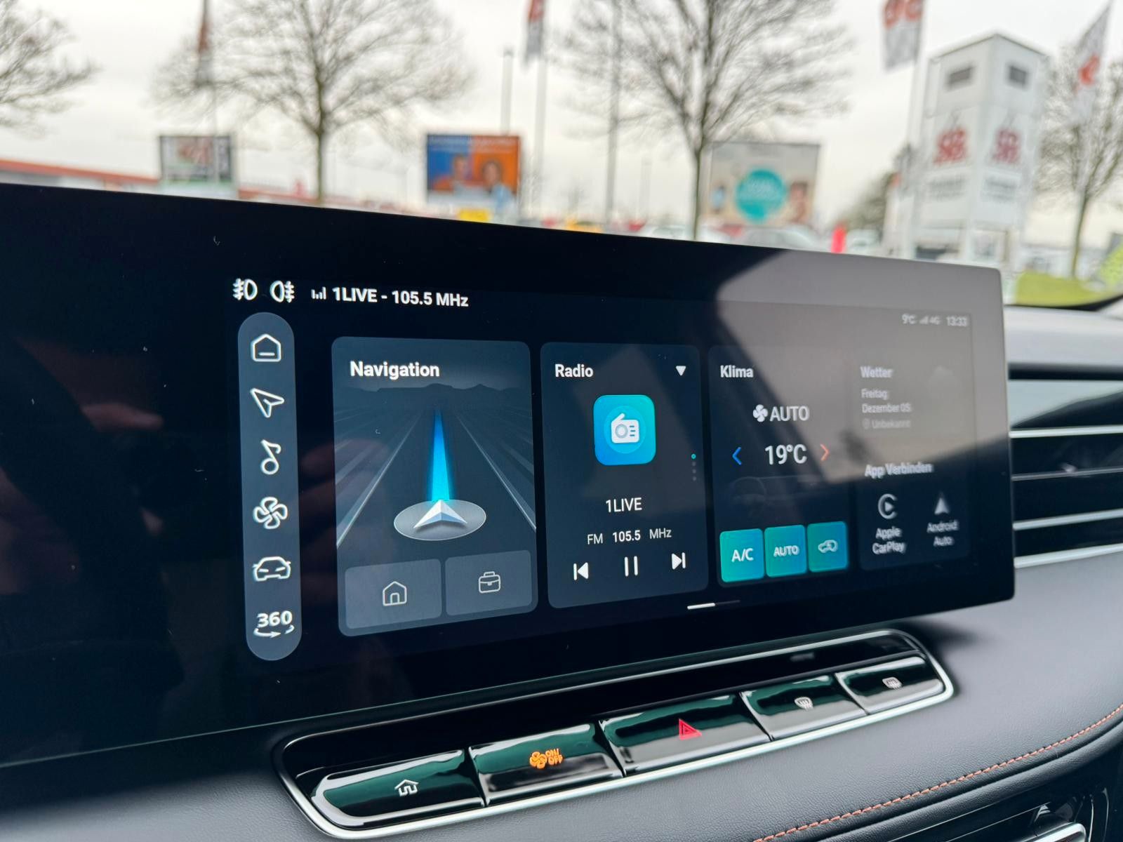 Fahrzeugabbildung MG HS 1.5 Hybrid+ 165 kW Luxury