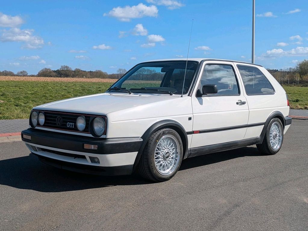 Image of Volkswagen Golf