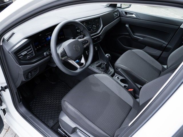 Polo ParkPilot App-Connect Sitzheizung LED DAB+