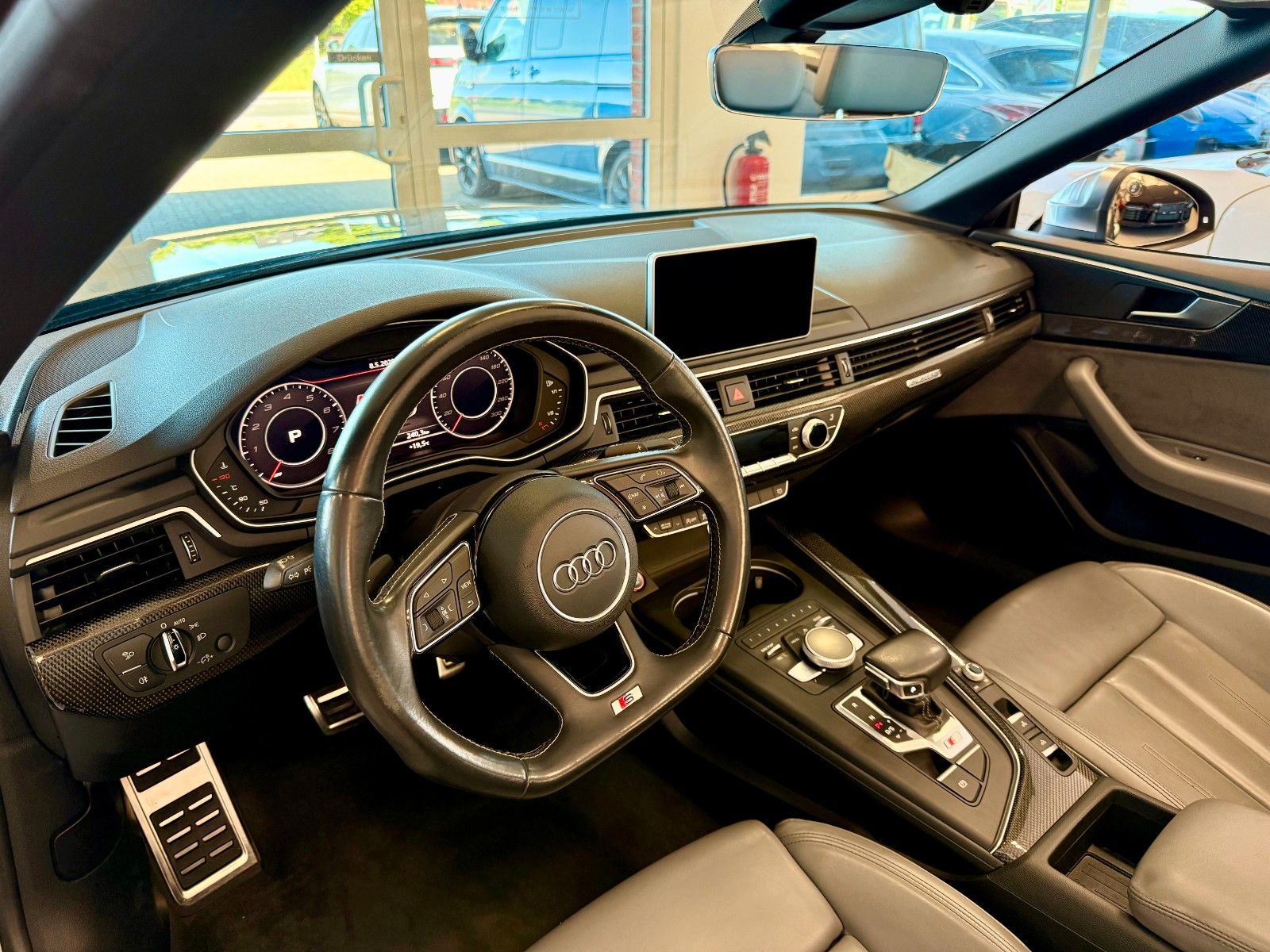Fahrzeugabbildung Audi S5 Cabrio 3.0 TFSI quattro