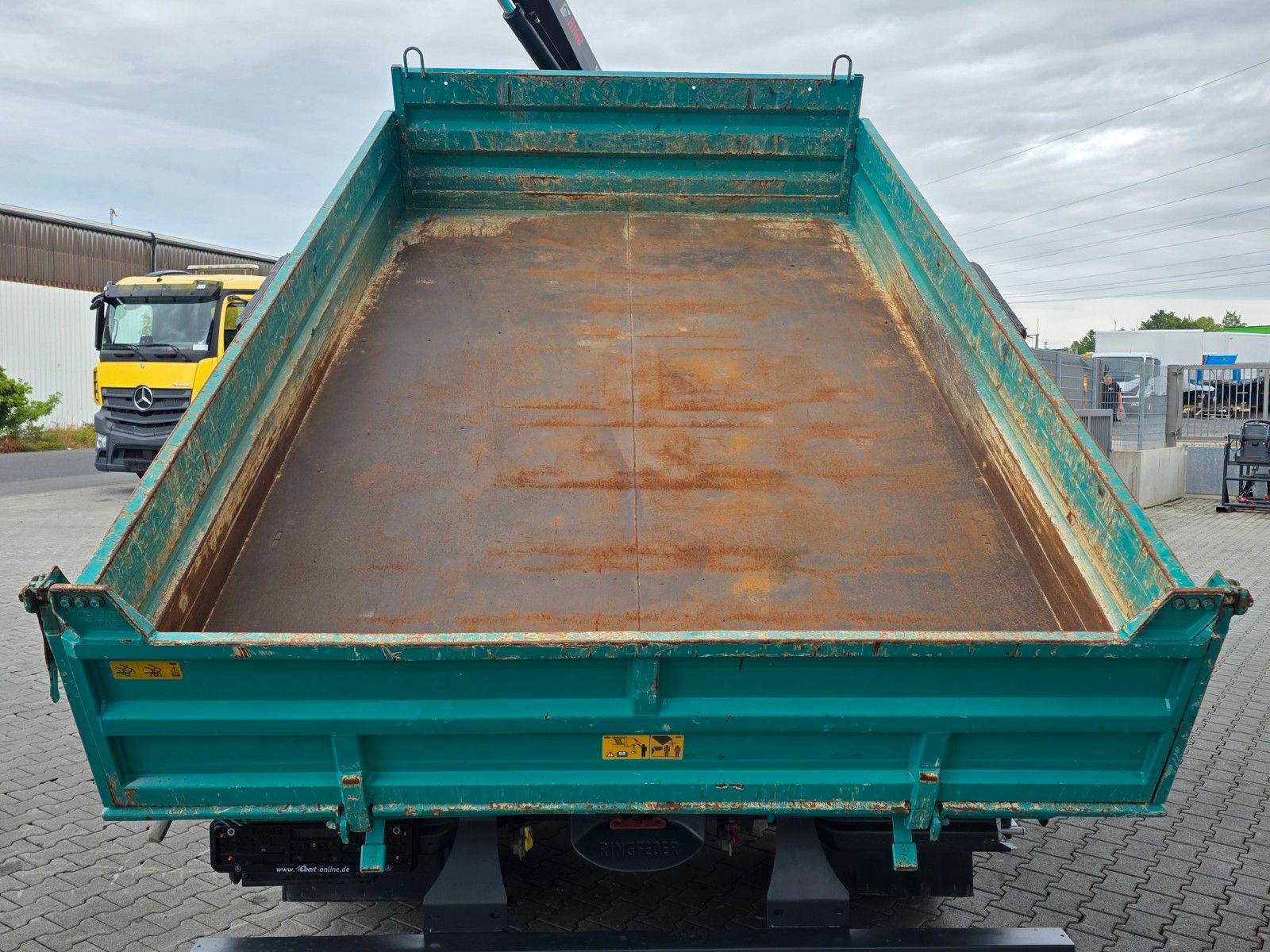 Fahrzeugabbildung Mercedes-Benz Atego 1223 KK HIAB X-HIDUO 082 Funk 2x AHK