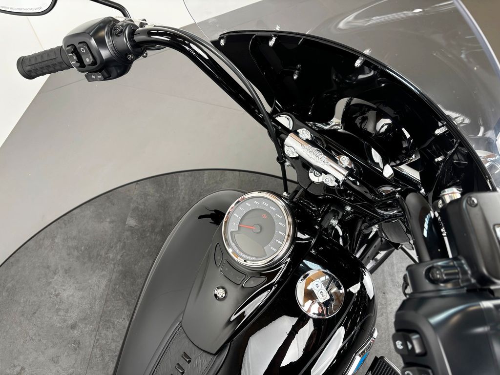 Fahrzeugabbildung Harley-Davidson SOFTAIL HERITAGE CLASSIC *KAUM KILOMETER