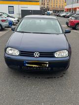 Volkswagen Golf 4  1.6   .  102 ps - Volkswagen Golf aus 2003: 1.6