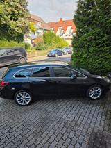 Opel Astra Sports Tourer 1.6 Turbo Sport 132kW Sport - Opel Astra aus 2011: Turbo