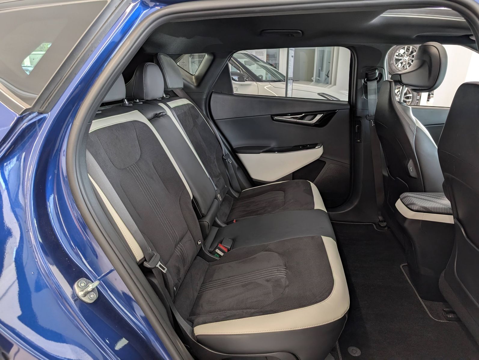KIA EV6  AWD 77.4 kWh GT-line Glasdach AHK Design – Bild 14