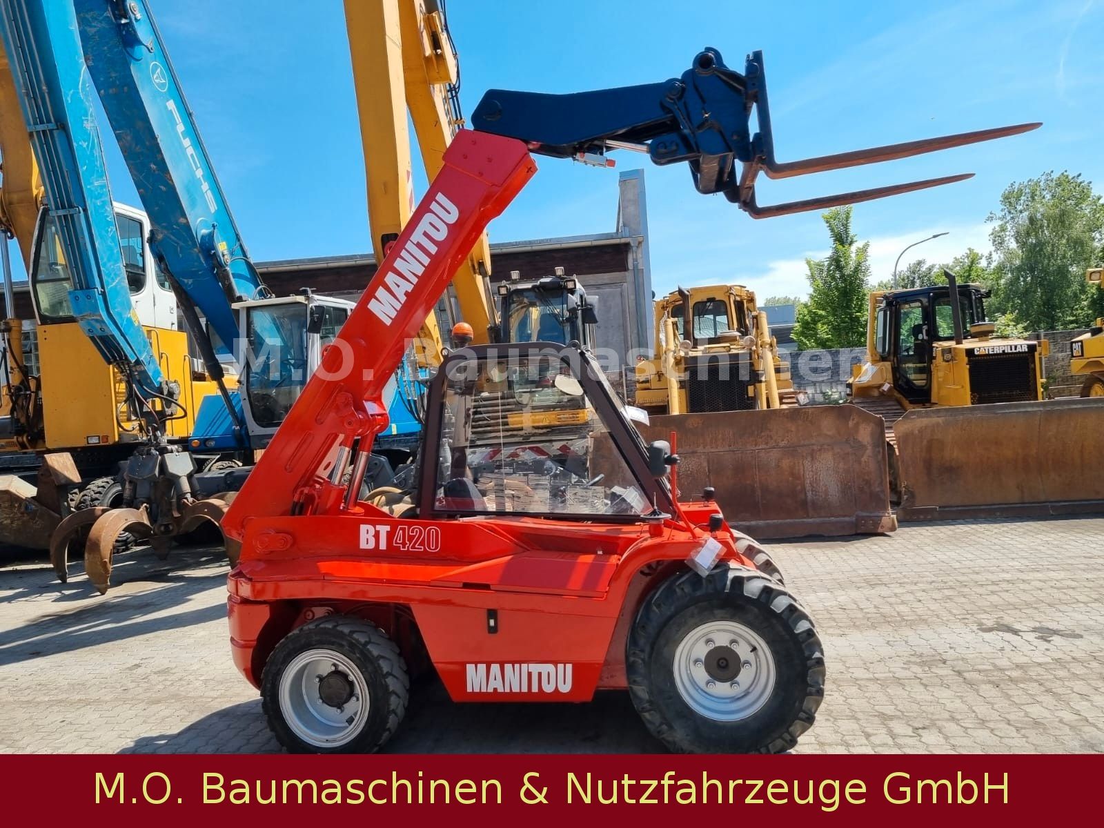 Fahrzeugabbildung Manitou BT 420 / SW /Gabel / 2 t / 4m / 4x4 /