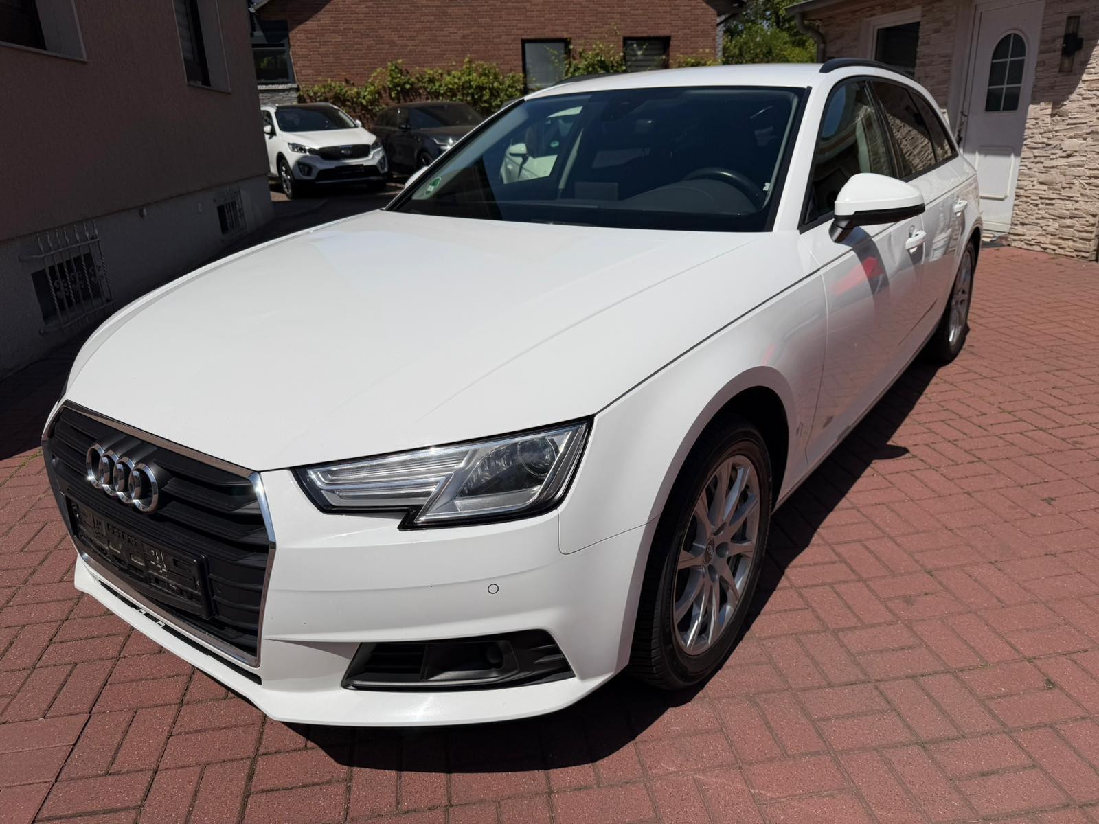 Audi A4 Avant 40 TDI AUT+NAVI+XENON+2HD