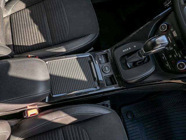 Ford Kuga Titanium Parkautomatik Kamera Navi AHK